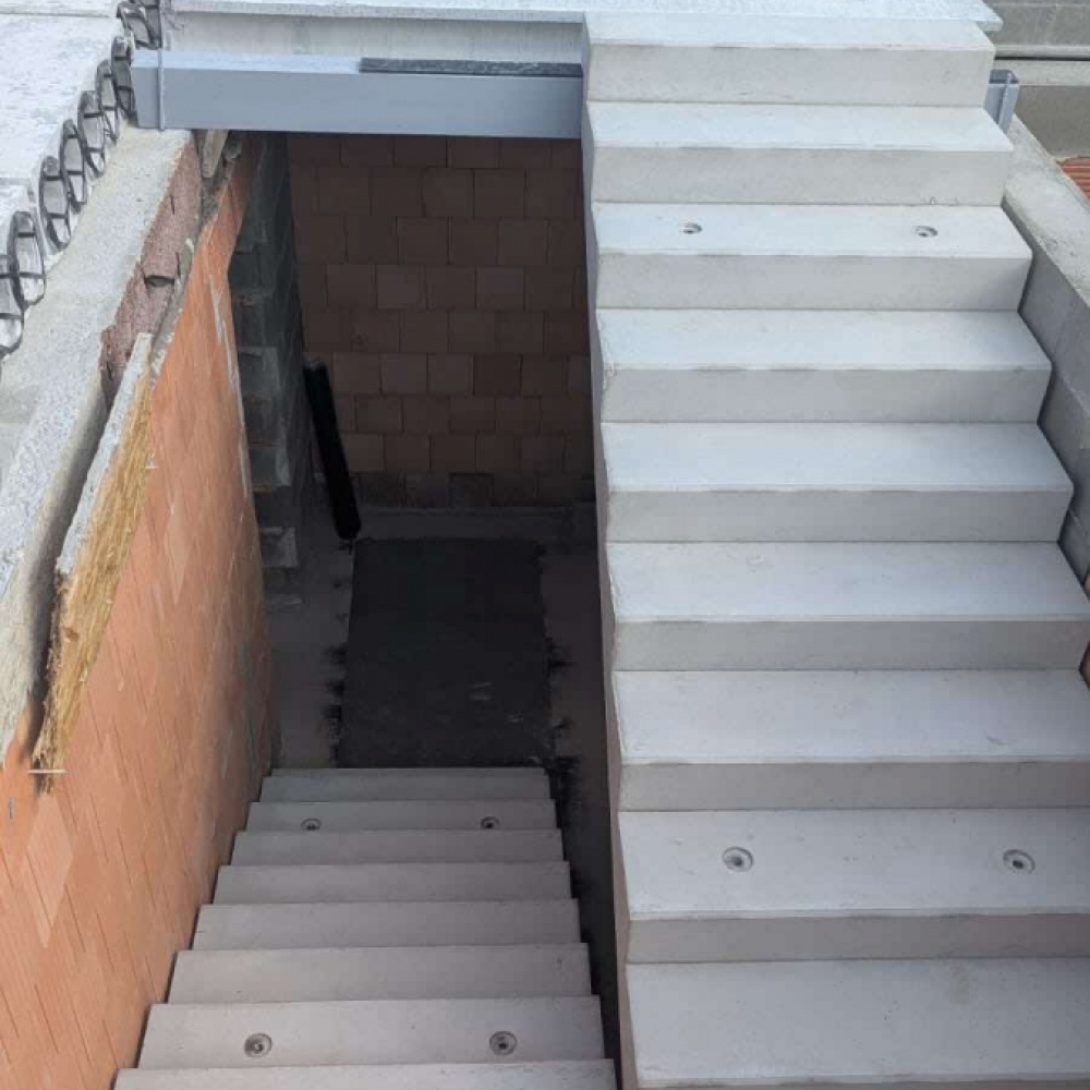 Výstavba úspěšně pokračuje